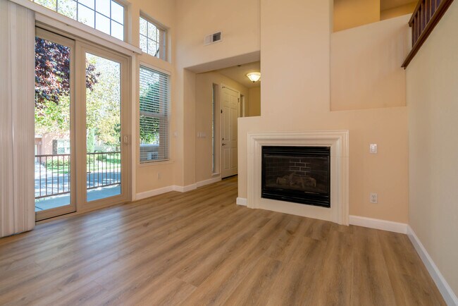 Building Photo - 4390 Rivermark Pky
