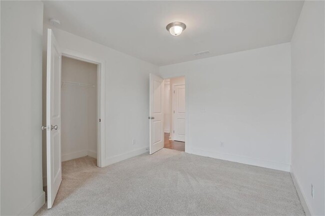 Building Photo - 6330 Scudders Dr