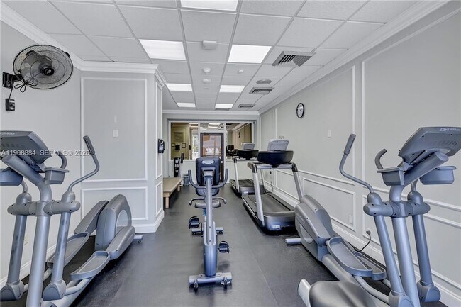 Building Photo - 3180 S Ocean Dr