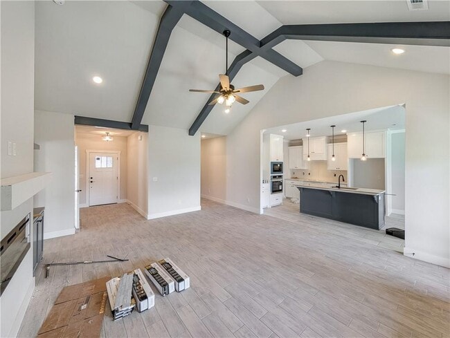 Building Photo - 6807 SW Basswood Ave