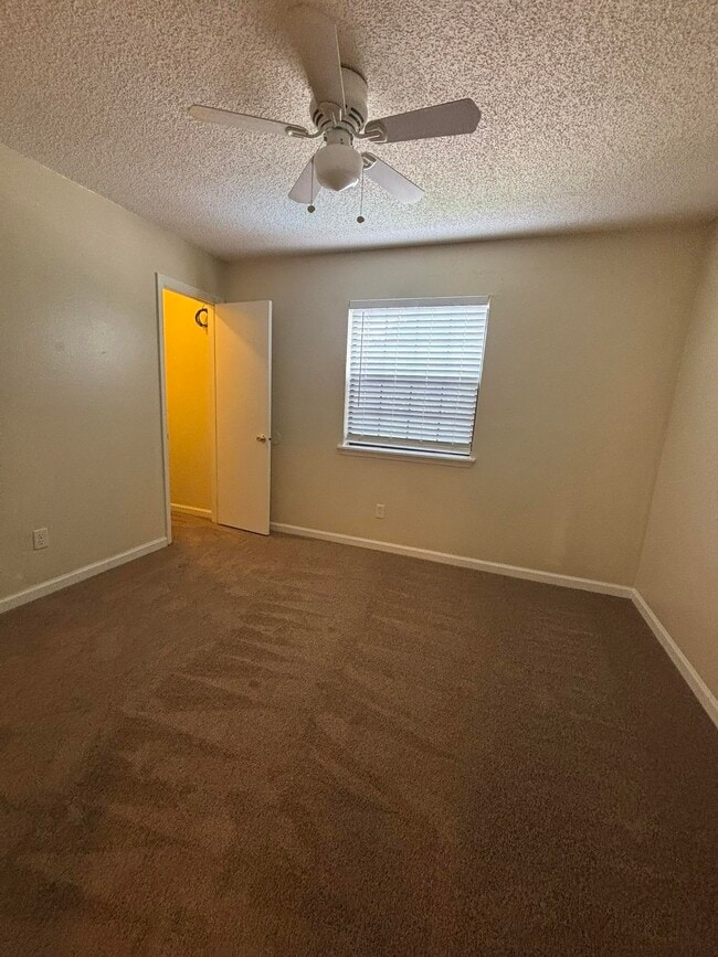 Building Photo - 4099 Blind Brook Ct
