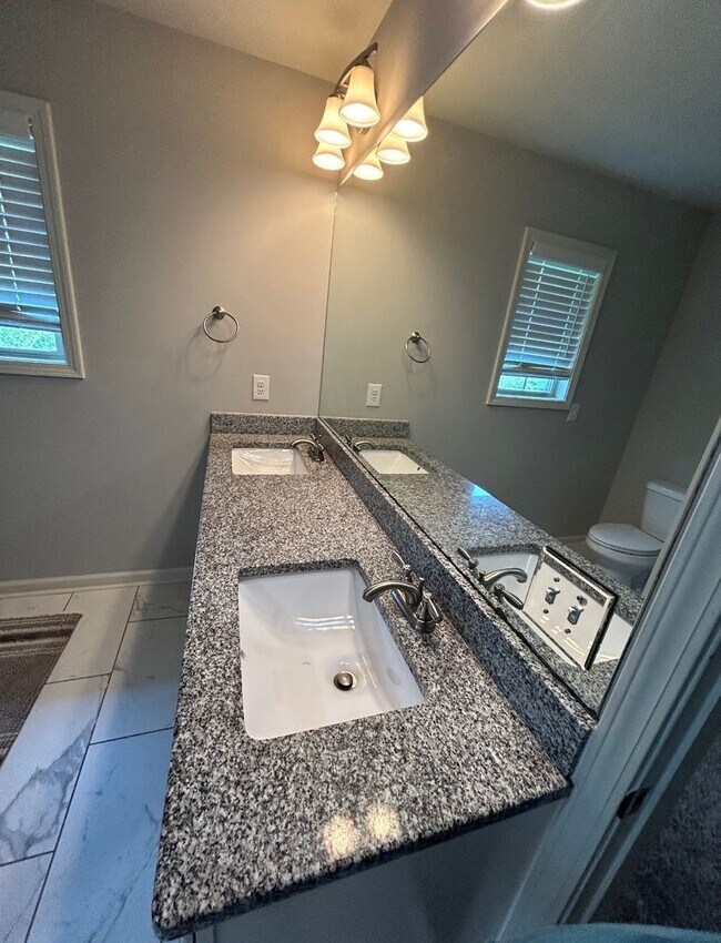 Building Photo - 208 Martha George Hall Dr