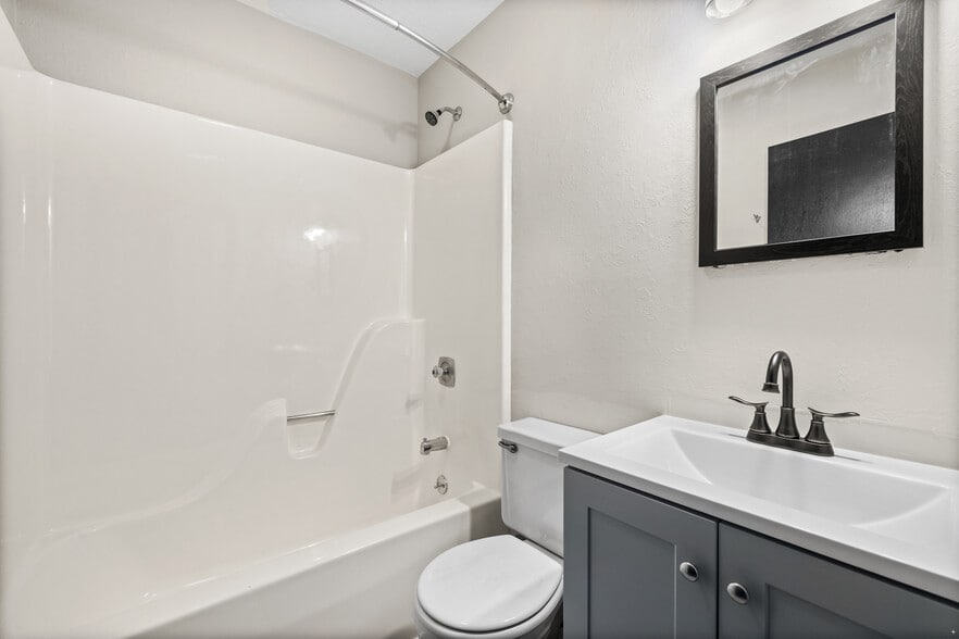 Building Photo - 3433 Ben Alder Ln