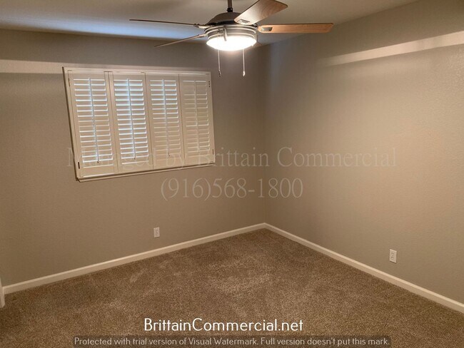 Building Photo - Gorgeous 3 Bedroom 2 Bath House at Courtsi...