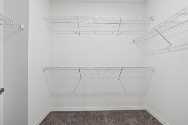 Building Photo - 10621 SW Vasari Way