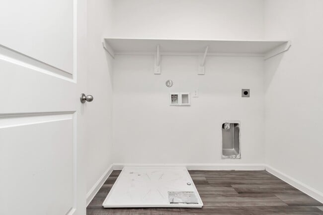 Building Photo - 7803 Carrotwood Ct