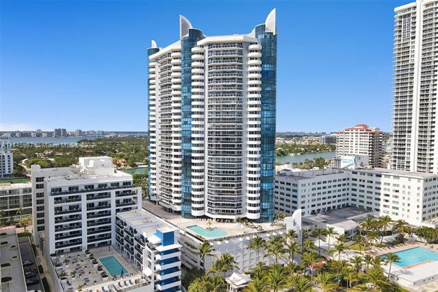Primary Photo - 6301 Collins Ave