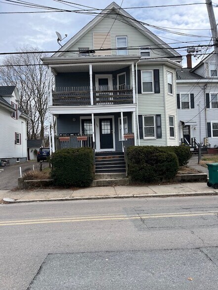 Building Photo - 198 Pine St