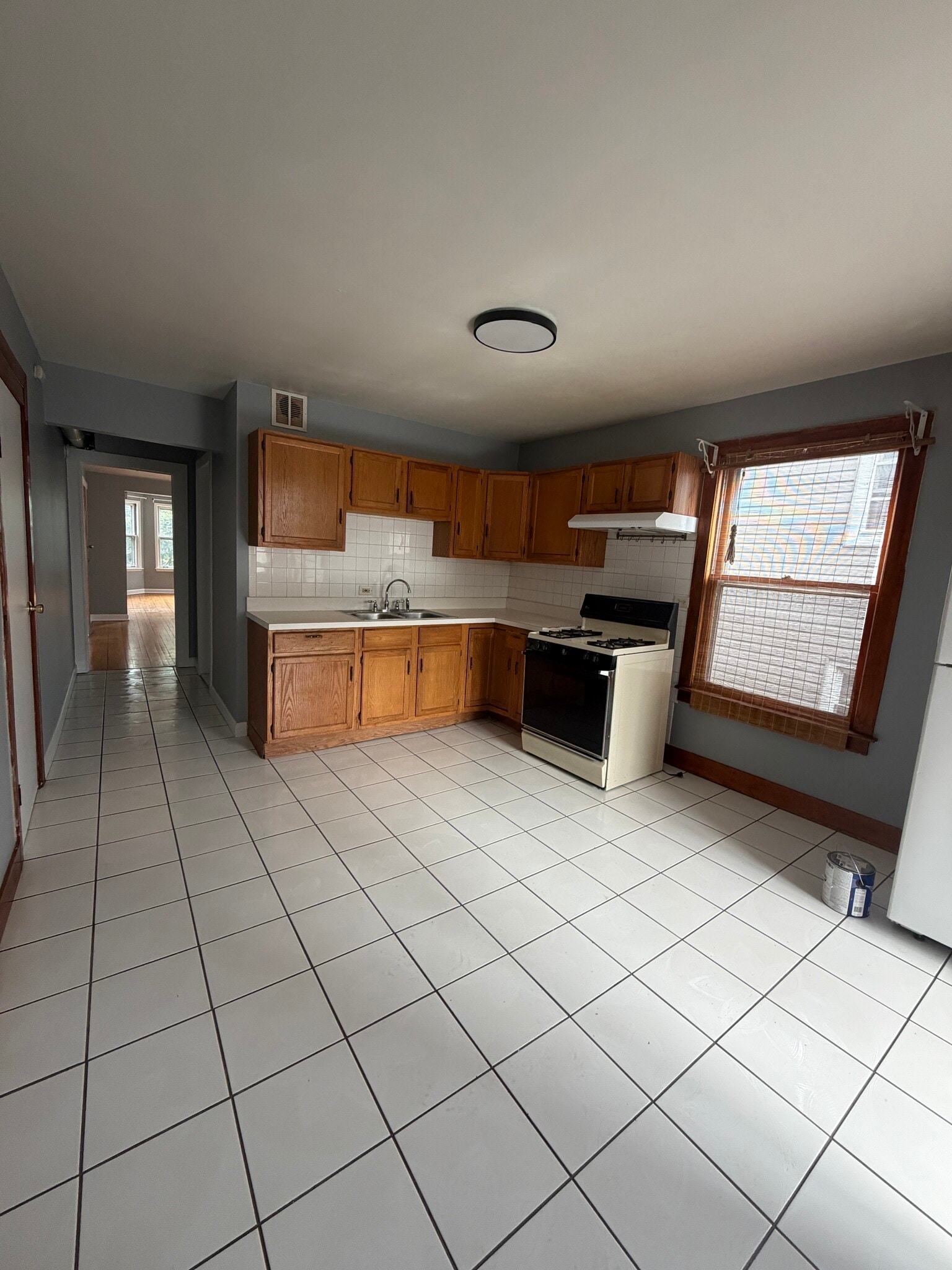 Building Photo - 2828 N Christiana Ave
