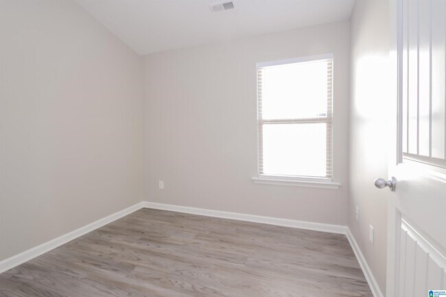 Building Photo - 155 Briar Ridge Ln
