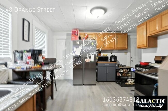 Building Photo - 48 Orange St