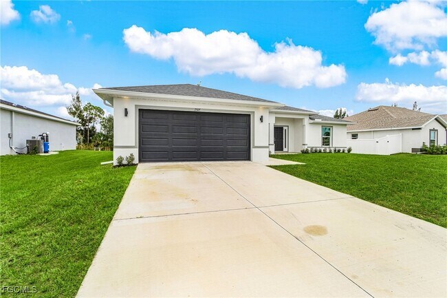 Primary Photo - 3509 NE 21st Ave