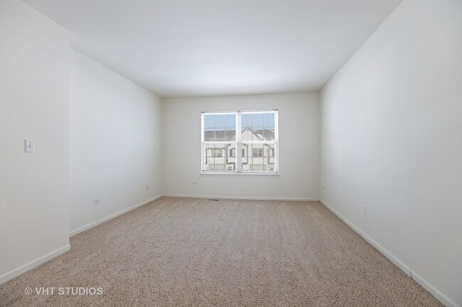 Building Photo - 354 Schubert Ct