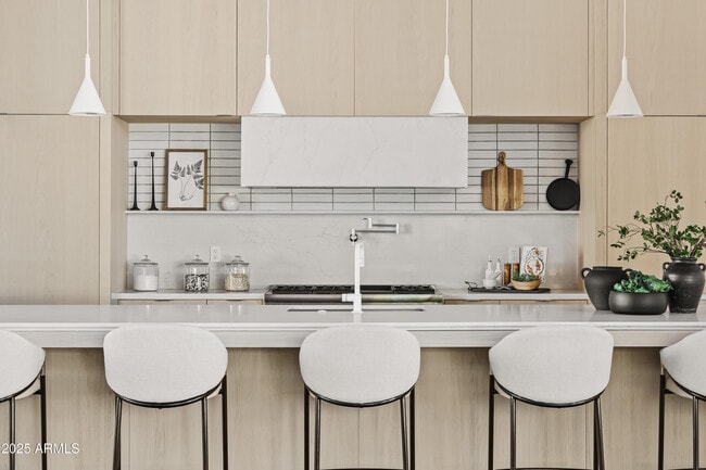 Building Photo - 5156 N 45th Pl