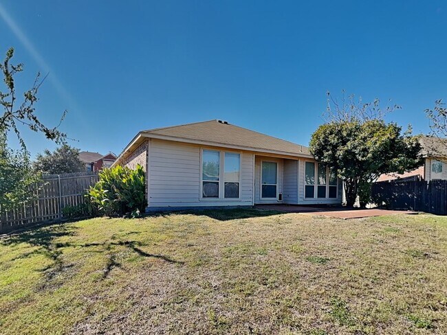 Building Photo - Gorgeous 3-Bedroom Home in Marine Creek Ranch – North Fort Worth