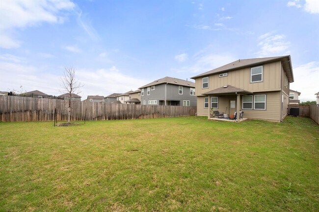 Building Photo - 3200 College Park Dr