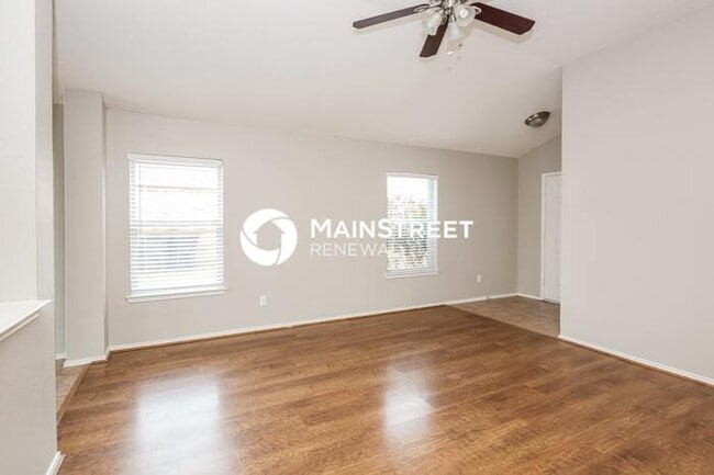 Building Photo - 3 Bedroom Pet-Friendly Home in Fort Worth,...