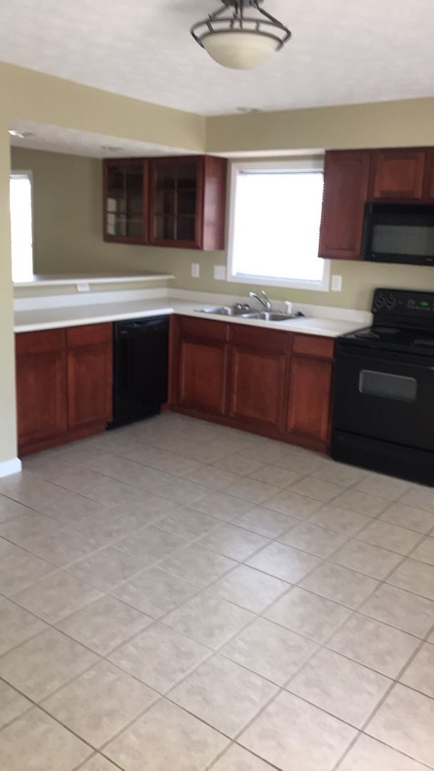 Building Photo - PRICE REDUCTION Available August 2026; Monthly rent $1,725