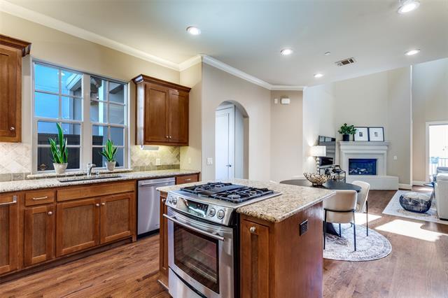 Building Photo - 14725 Stanford Ct