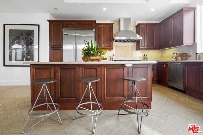 Building Photo - 420 S Hamel Rd