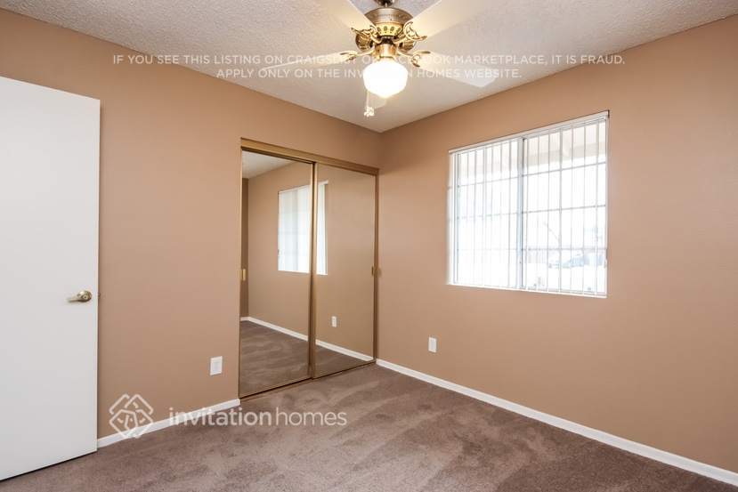 Building Photo - 4131 W Angela Dr