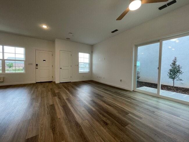 Building Photo - Brand-New, Never-Lived-In Home in a Top-Rated School District!