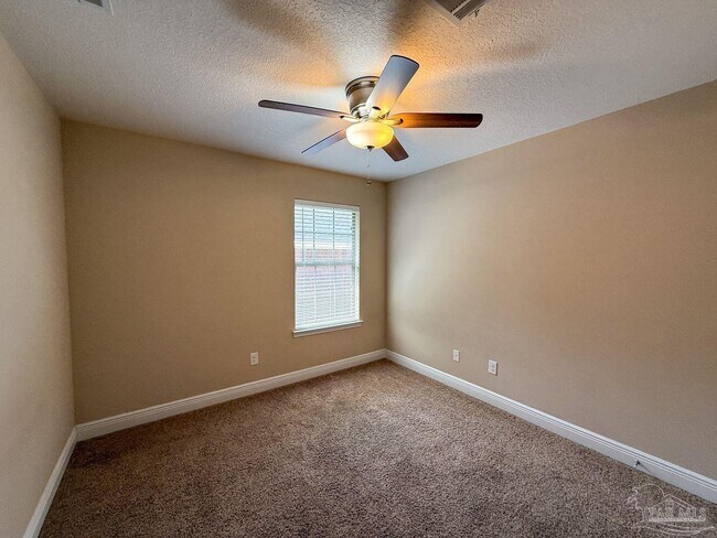 Building Photo - 1438 Towhee Canyon Dr