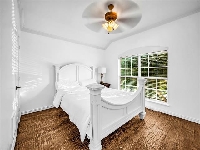 Building Photo - 2117 White Rock Ln