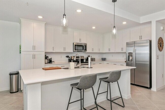 Building Photo - 12140 Wellen Golf St