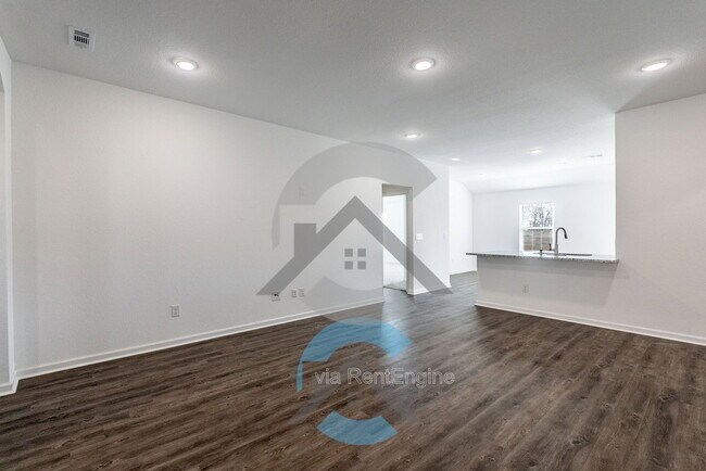 Building Photo - 1155 Gallery Dr