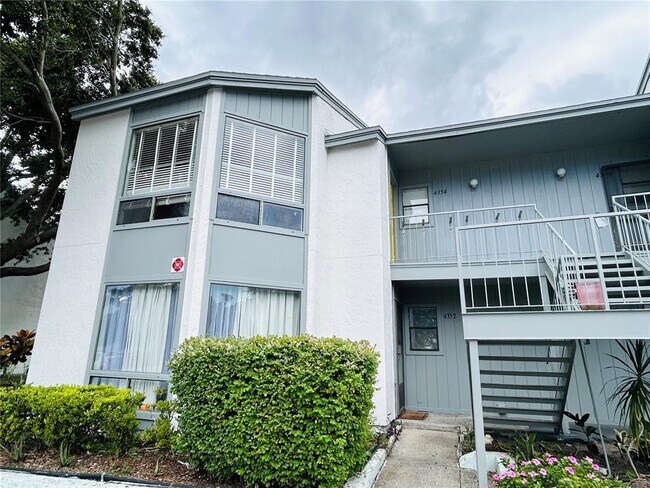 Primary Photo - 4354 Aqua Vista Dr