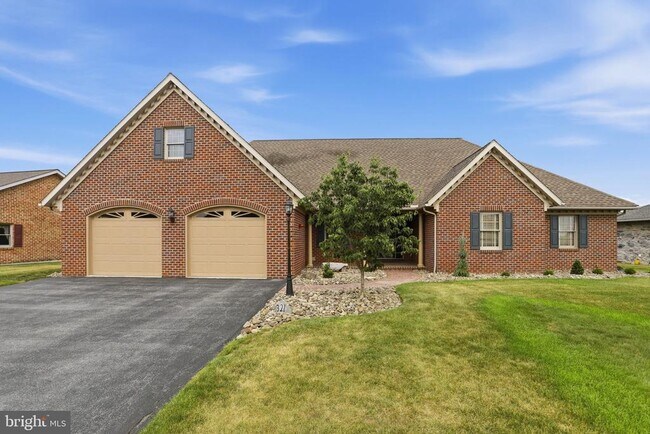 Building Photo - 321 Sue Linn Dr