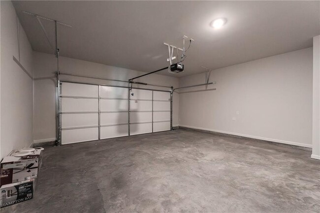 Building Photo - 545 King Vlg