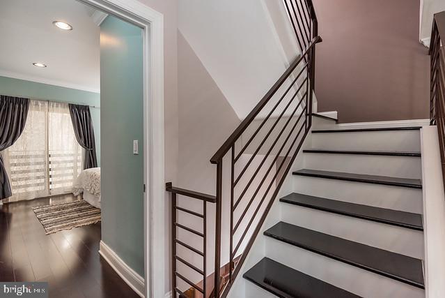 Building Photo - 1357 N Mascher St