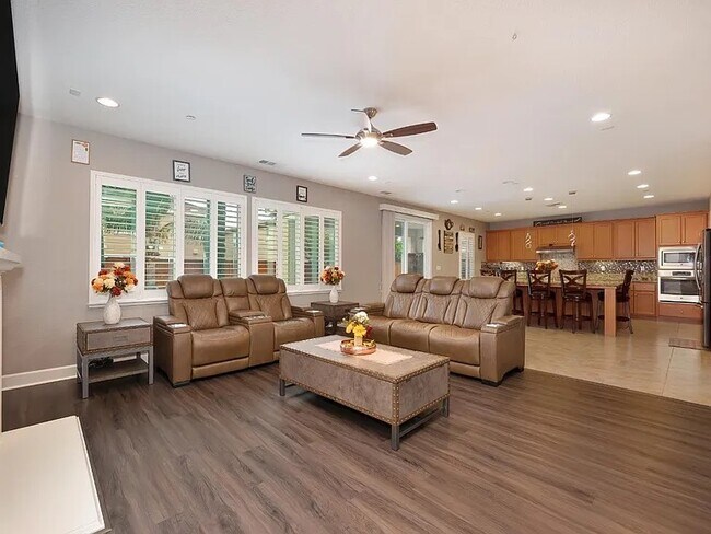 Building Photo - 4054 Camden Ct