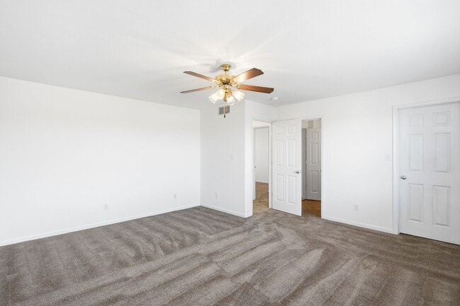 Building Photo - 3509-3511 La Mesa Dr.