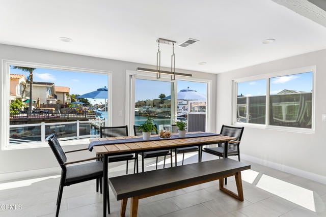 Building Photo - 3810 W Hemlock St