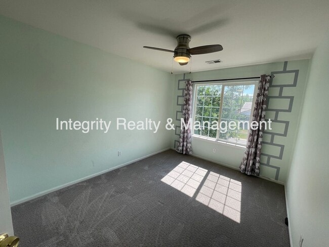 Building Photo - 10400 Tracewood Ct