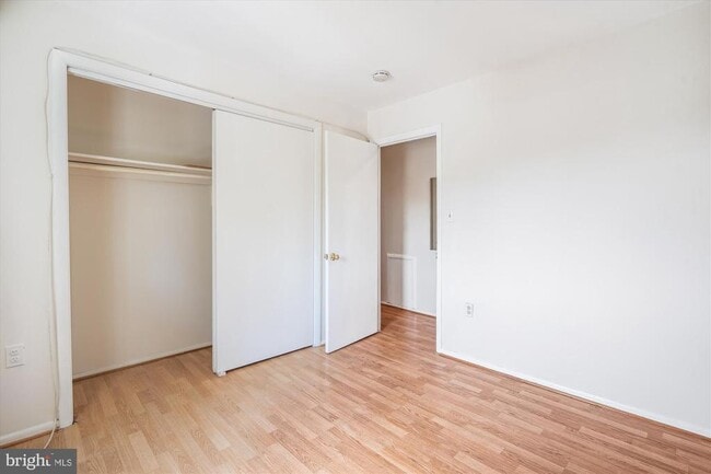 Building Photo - 9274 Adelphi Rd