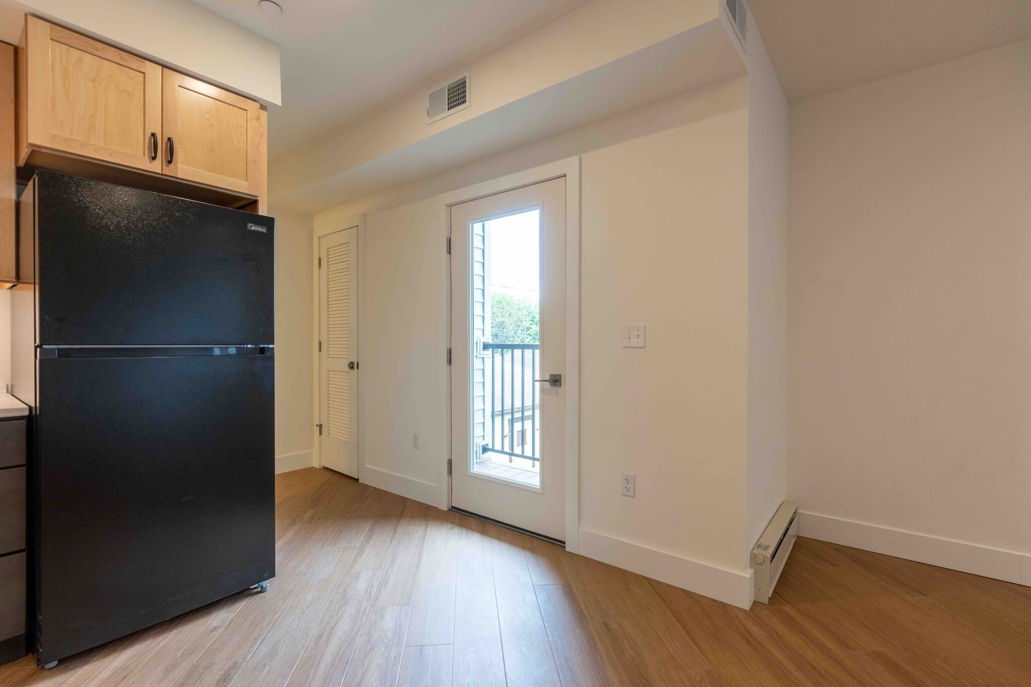 Balcony door - 517 18th St