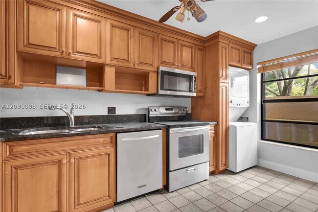 Building Photo - 1440 NW 97th Terrace