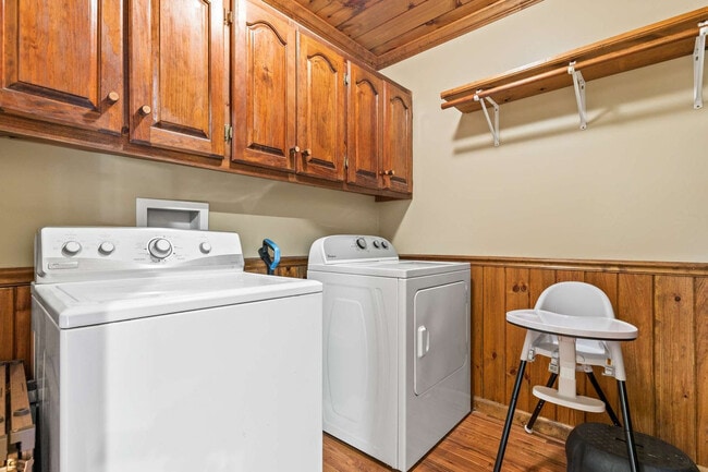 Building Photo - 181 Sugar Mountain Rd