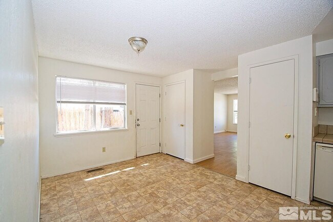 Building Photo - 13162 Blue Sage Ct