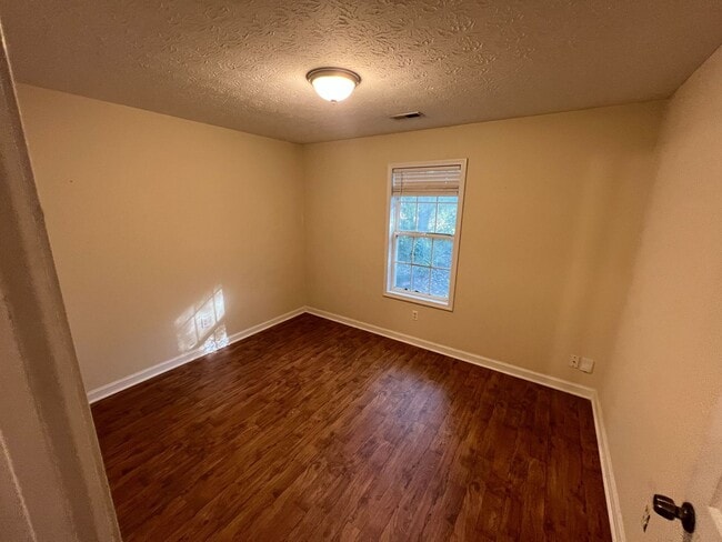 Building Photo - Nice 2bd 1ba in Bremen City School District