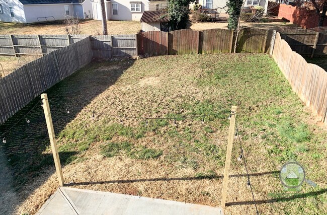 Building Photo - 516 Glenlea Ln
