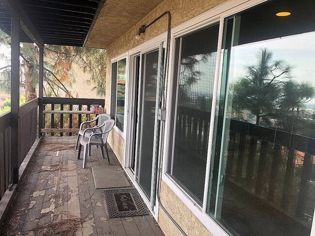 Building Photo - 24723 Via Valmonte