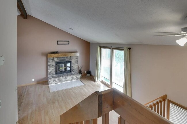 Building Photo - Beautiful Home for Rent in Omaha