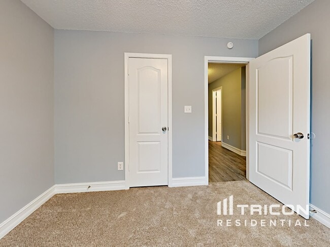 Building Photo - 301 Spivey Ridge Cir