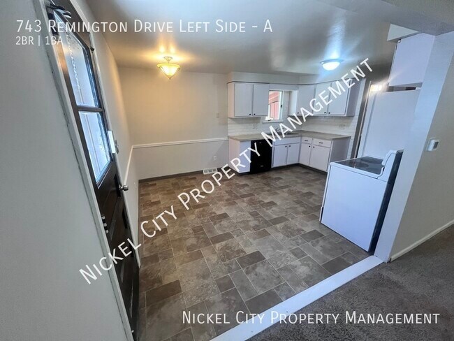 Building Photo - 743 Remington Dr