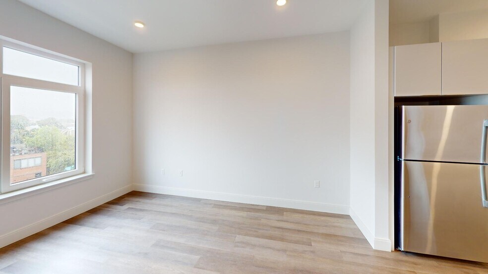 Building Photo - 957 Dorchester Ave